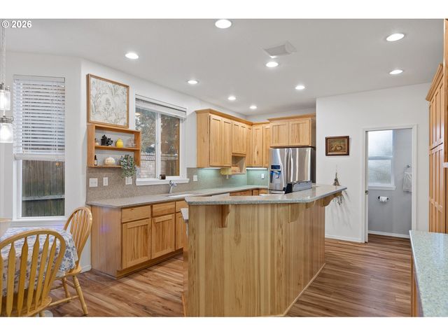 11130 Sw APALACHEE St, Tualatin, OR 97062