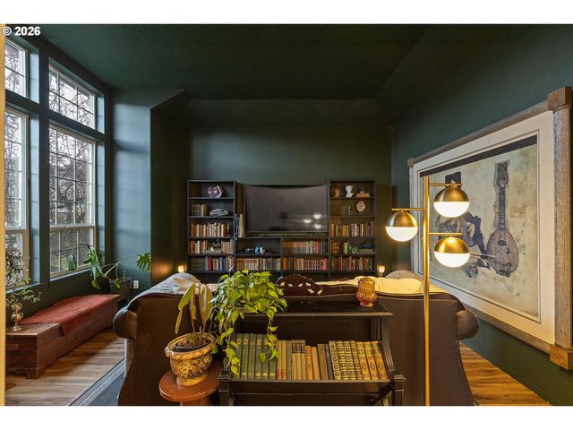 11130 Sw APALACHEE St, Tualatin, OR 97062