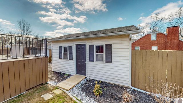 1203 S 12th Street, Mayfield, KY 42066