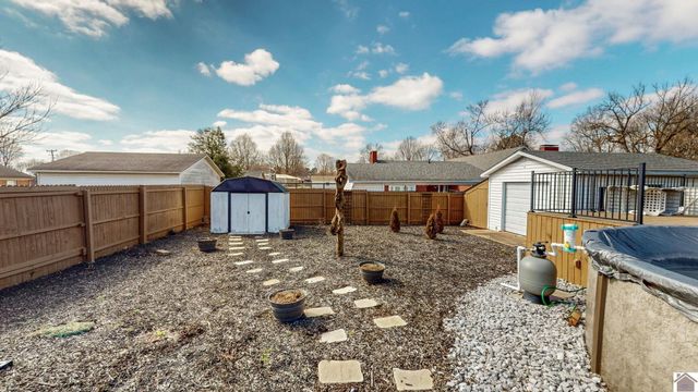 1203 S 12th Street, Mayfield, KY 42066