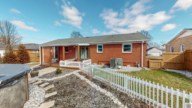 1203 S 12th Street, Mayfield, KY 42066