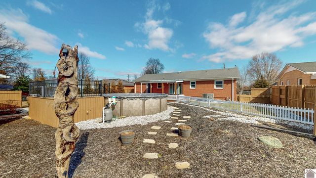 1203 S 12th Street, Mayfield, KY 42066