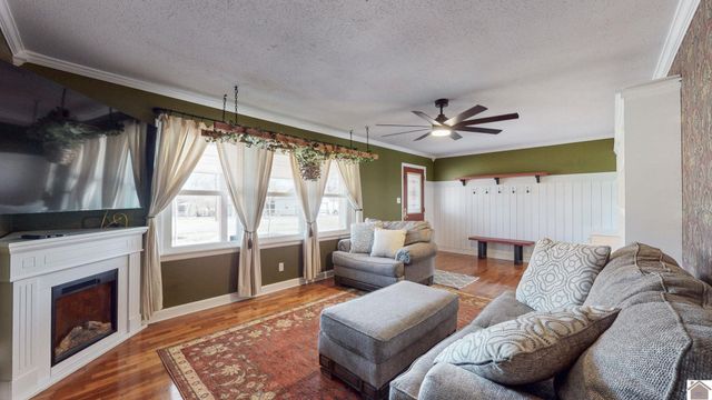 1203 S 12th Street, Mayfield, KY 42066