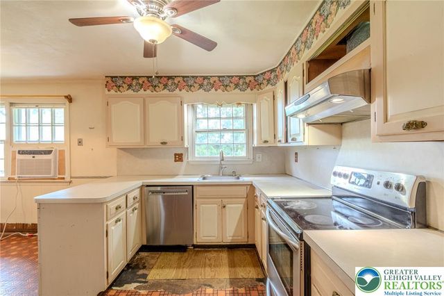 1442 Colgate Drive, Bethlehem City, PA 18017