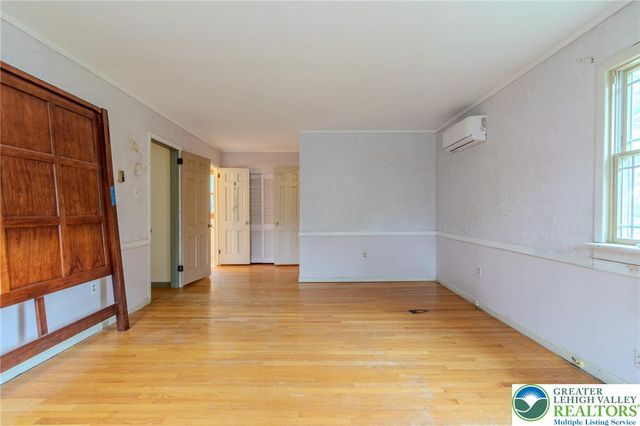 1442 Colgate Drive, Bethlehem City, PA 18017