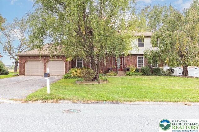 1442 Colgate Drive, Bethlehem City, PA 18017