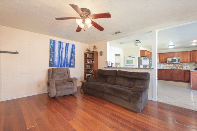 2005 Inverness Drive, Carrollton, TX 75007