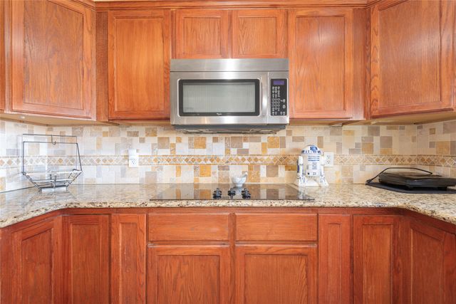 2005 Inverness Drive, Carrollton, TX 75007