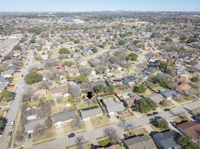 2005 Inverness Drive, Carrollton, TX 75007