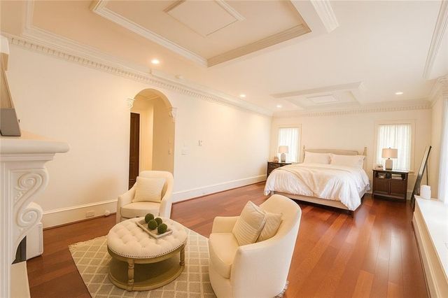 645 Londonberry Road, Atlanta, GA 30327