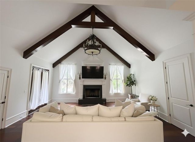 645 Londonberry Road, Atlanta, GA 30327