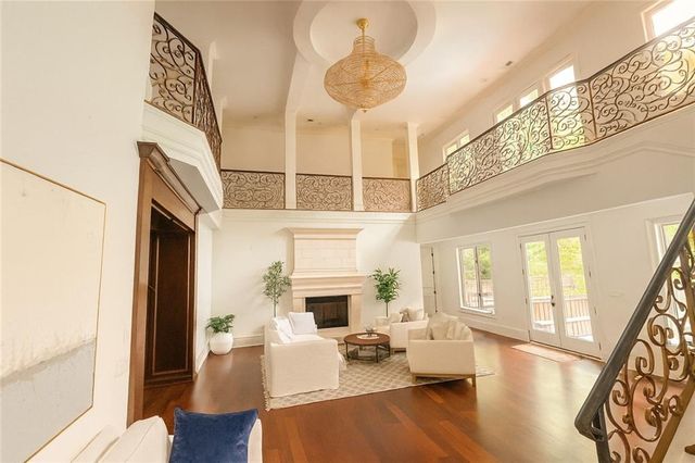 645 Londonberry Road, Atlanta, GA 30327