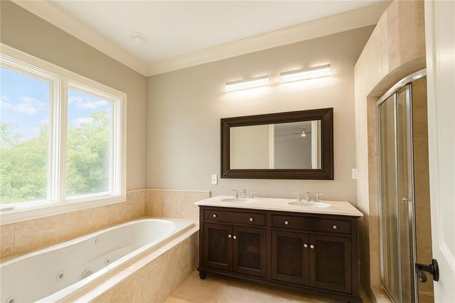 645 Londonberry Road, Atlanta, GA 30327