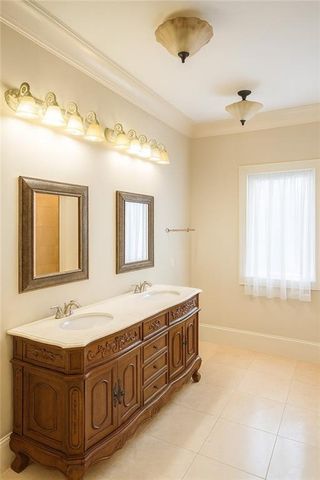 645 Londonberry Road, Atlanta, GA 30327