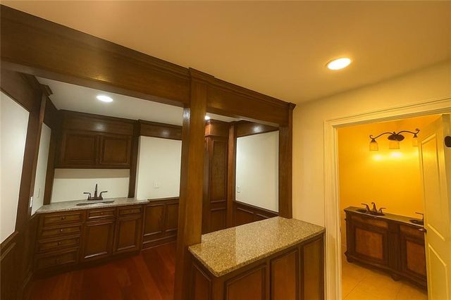 645 Londonberry Road, Atlanta, GA 30327