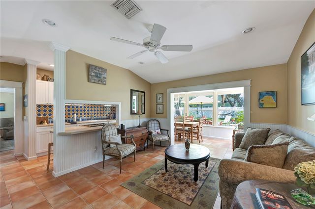 645 Acacia Road, Vero Beach, FL 32963
