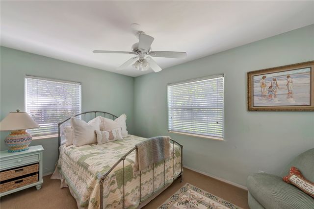 645 Acacia Road, Vero Beach, FL 32963