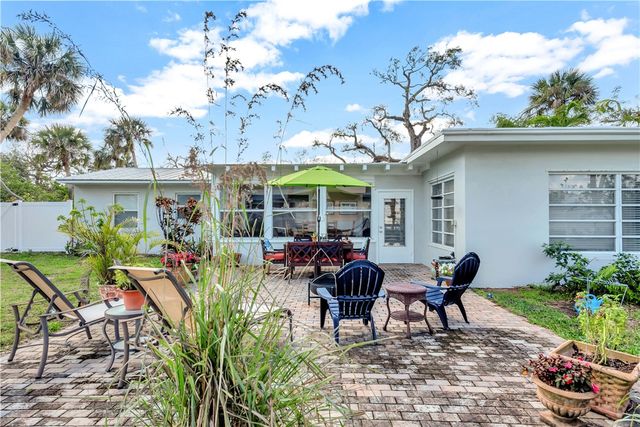 645 Acacia Road, Vero Beach, FL 32963