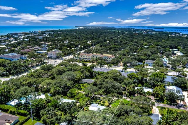 645 Acacia Road, Vero Beach, FL 32963