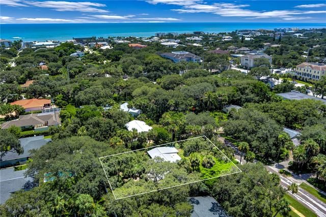 645 Acacia Road, Vero Beach, FL 32963