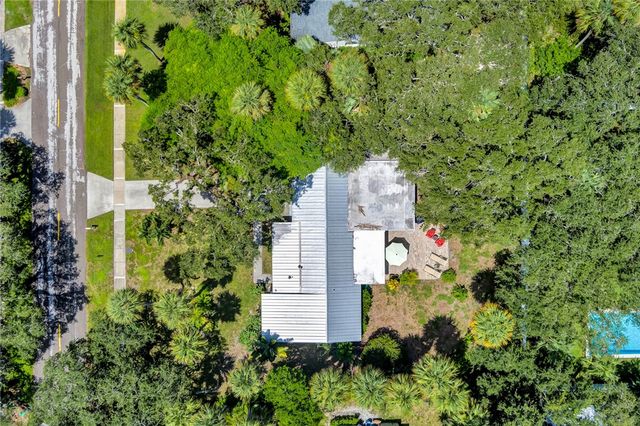 645 Acacia Road, Vero Beach, FL 32963
