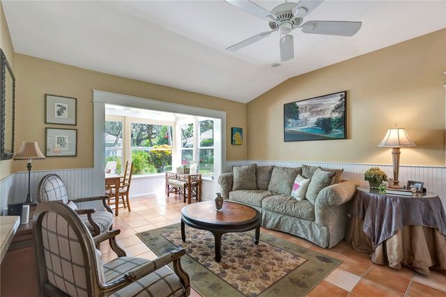 645 Acacia Road, Vero Beach, FL 32963
