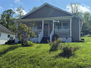 180 YOUNGSTOWN RD, North Union Twp, PA 15456