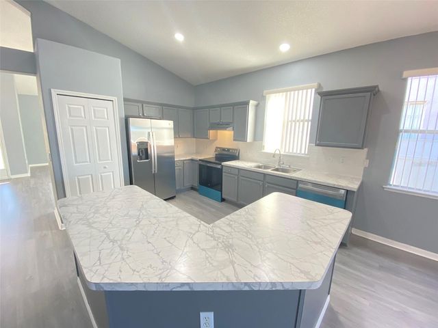 13431 MEADOW BAY LOOP, Orlando, FL 32824