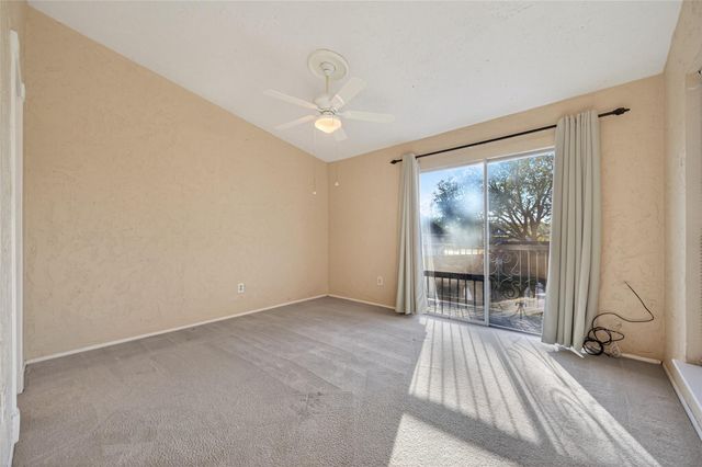 805 Lake View Drive, Montgomery, TX 77356