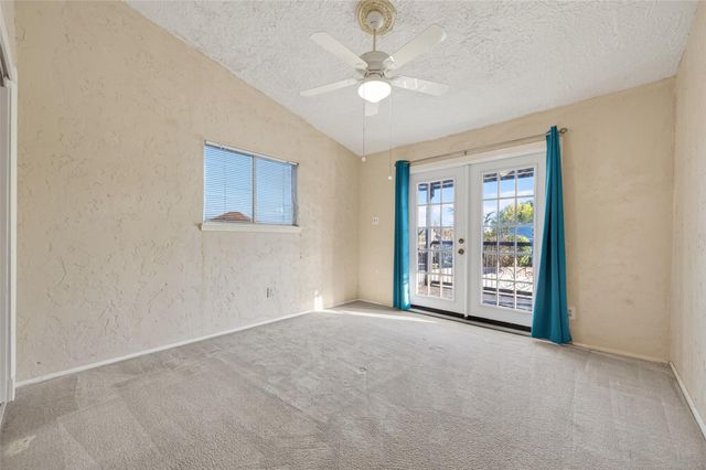 805 Lake View Drive, Montgomery, TX 77356