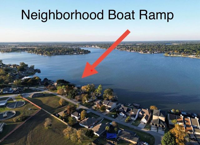 805 Lake View Drive, Montgomery, TX 77356