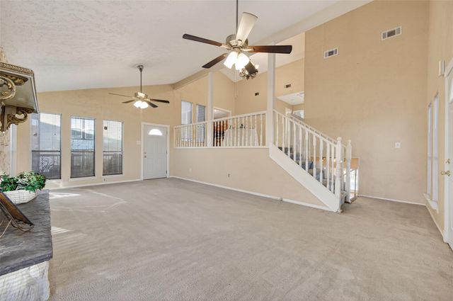 805 Lake View Drive, Montgomery, TX 77356