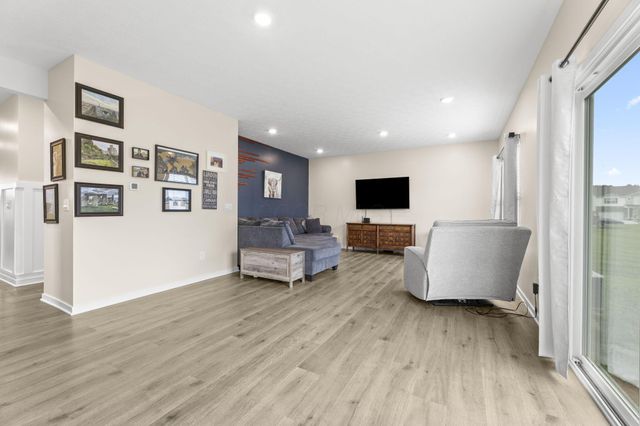 724 Whitney Drive, Plain City, OH 43064