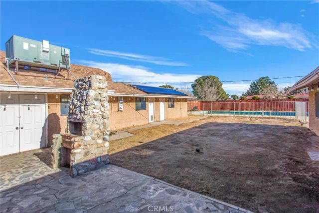 13447 Iroquois Road, Apple Valley, CA 92308