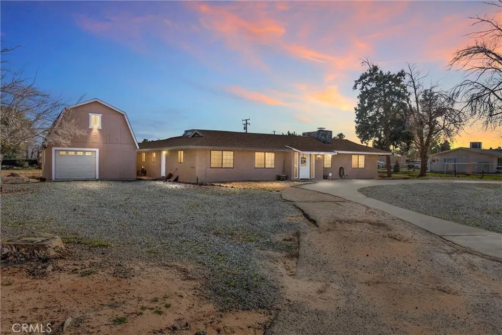 13447 Iroquois Road, Apple Valley, CA 92308