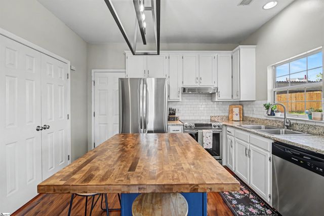 513 Omniwood Court, Greer, SC 29651