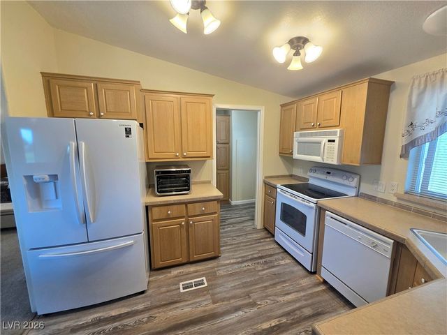 210 Montecito Drive, Pahrump, NV 89048