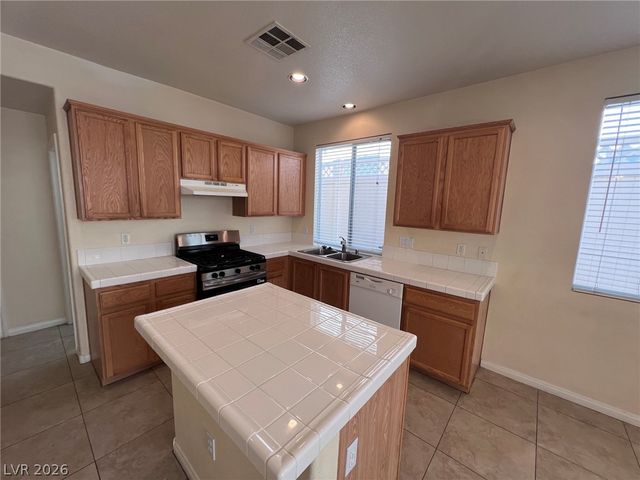 7537 ASPEN COLOR Street 0, Las Vegas, NV 89139