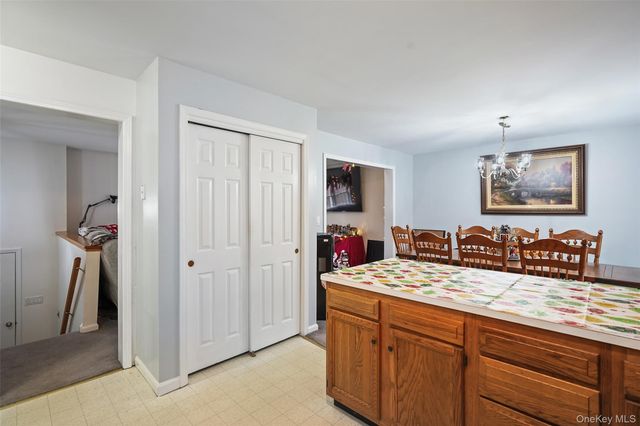 272 Van Wyck Lake Road, Fishkill, NY 12524