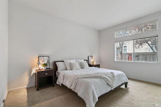 2361 Mountain View Ct, Fairfield, CA 94534