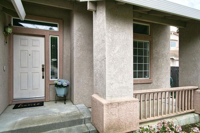 2361 Mountain View Ct, Fairfield, CA 94534