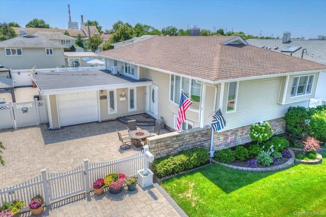 165 Elaine Drive, Oceanside, NY 11572