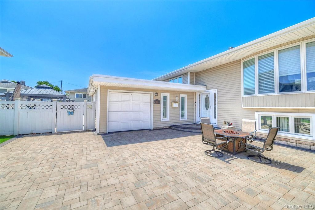 165 Elaine Drive, Oceanside, NY 11572 — photo 5