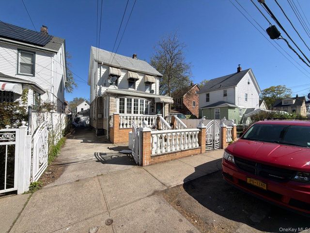 191-37 Murdock Avenue, Saint Albans, NY 11412