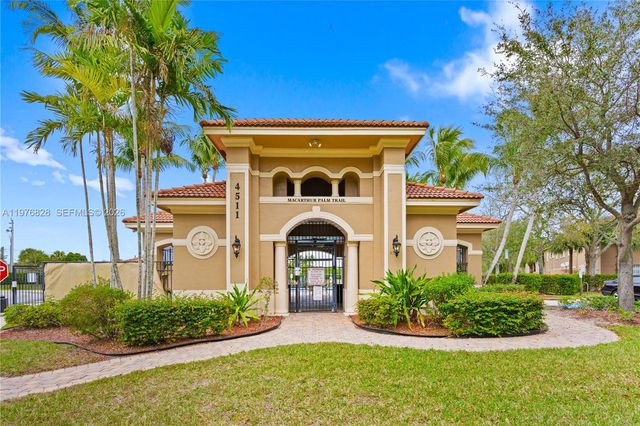 4301 Macarthur Palm Trail, Greenacres, FL 33463