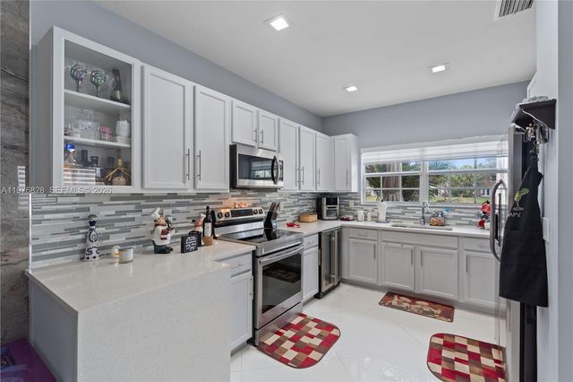 4301 Macarthur Palm Trail, Greenacres, FL 33463