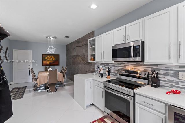 4301 Macarthur Palm Trail, Greenacres, FL 33463