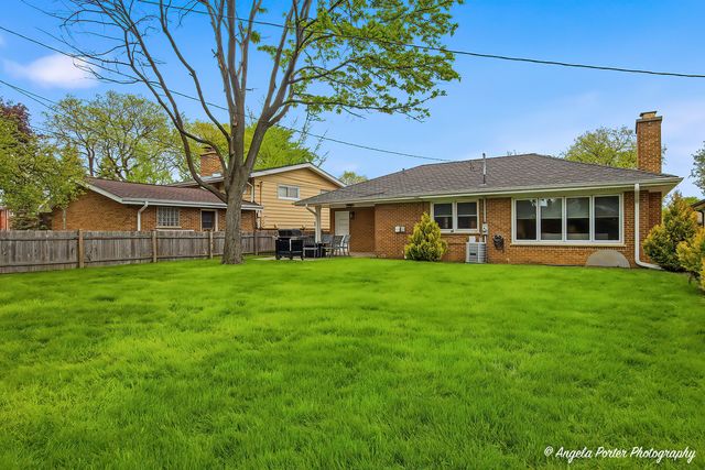 502 S Louis Street, Mount Prospect, IL 60056