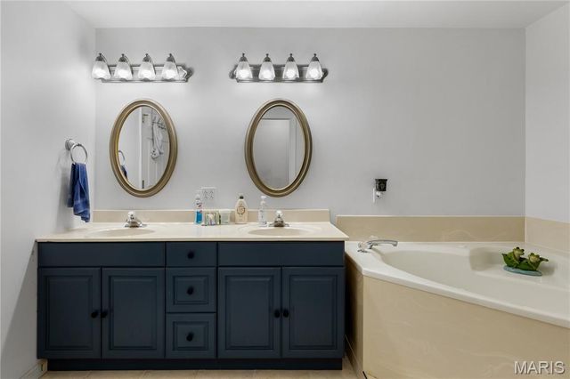 10107 Greenbriar Court, Foristell, MO 63348