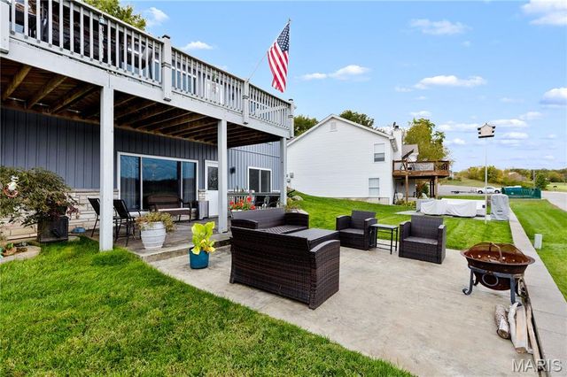 10107 Greenbriar Court, Foristell, MO 63348